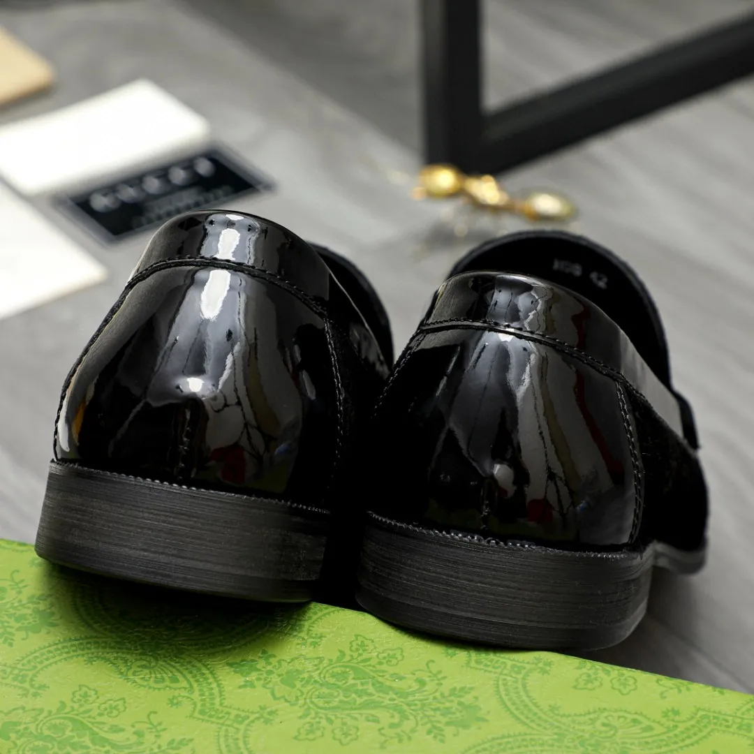 Men's shoes 💰480 Product trademark: GUCCI "Gucci" business slip-on leather shoes Regular size: 38-44 45 custom-made Product materials: Selected patent cowhide splicing printed upper, cowhide lining, original outsole